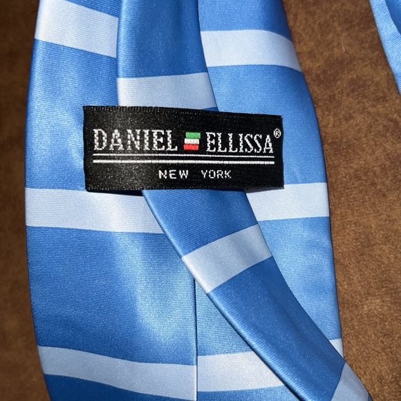 Daniel Ellissa 100% Polyester Tie - Picture 2 of 2